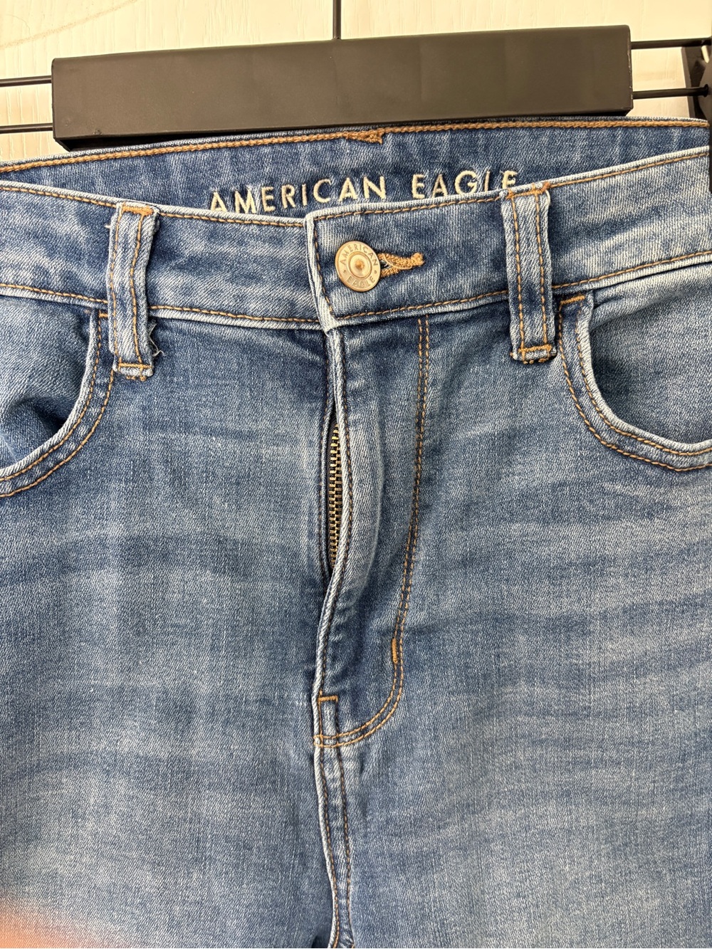 AE Super Medium Wash Hi-Rise Jegging Size 10 X-Long - Picture 2 of 5